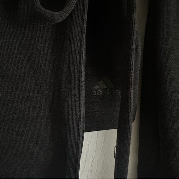 Size S Adidas Dark Grey Wrap Top with Hood - Picture 4 of 5